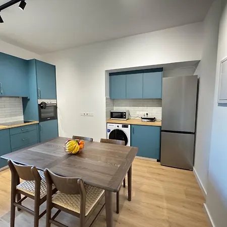 Cozy Boho 2-br Retreat In Appartement