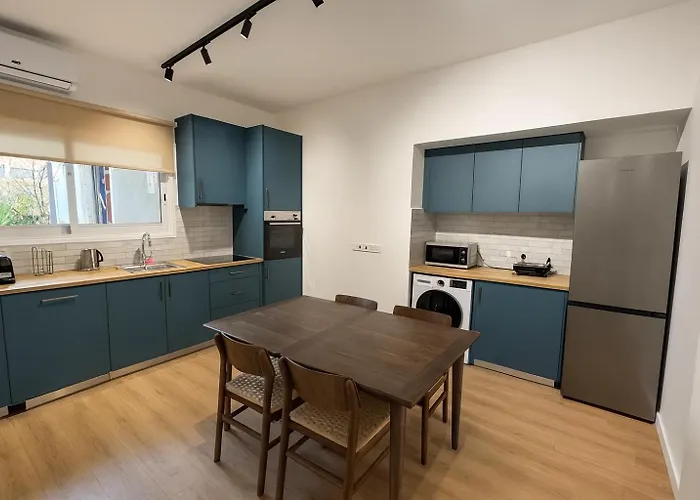 Cozy Boho 2-br Retreat In Apartmán Nikósie